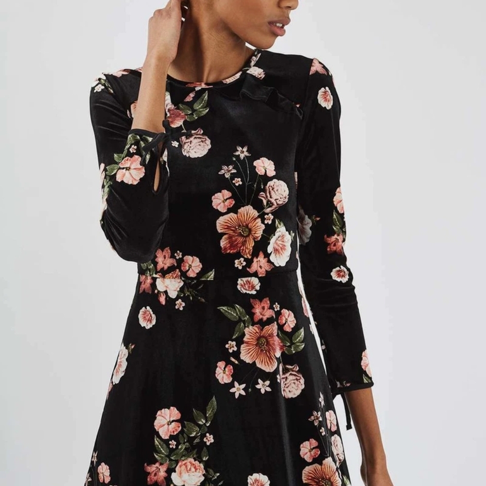 Topshop Black Floral Long Sleeve Dress